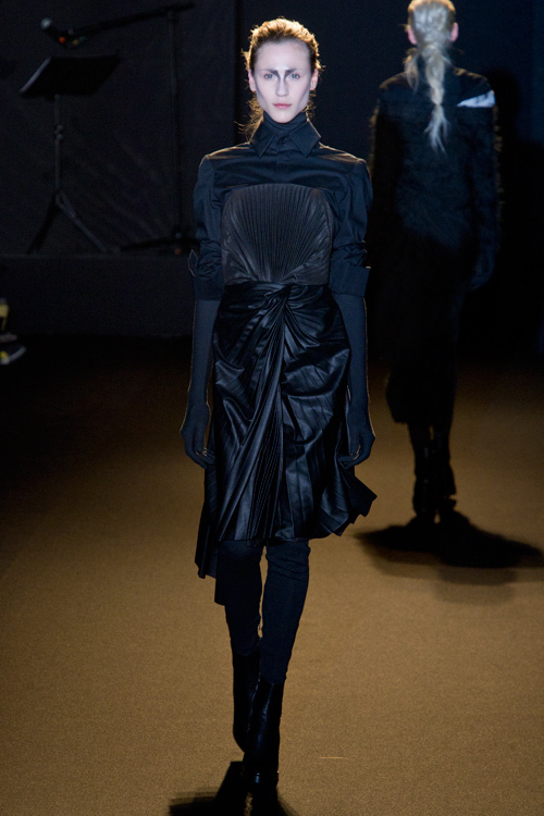 A.F.ヴァンデヴォースト(A.F.VANDEVORST) 2011-12年秋冬ウィメンズコレクション  - 写真19