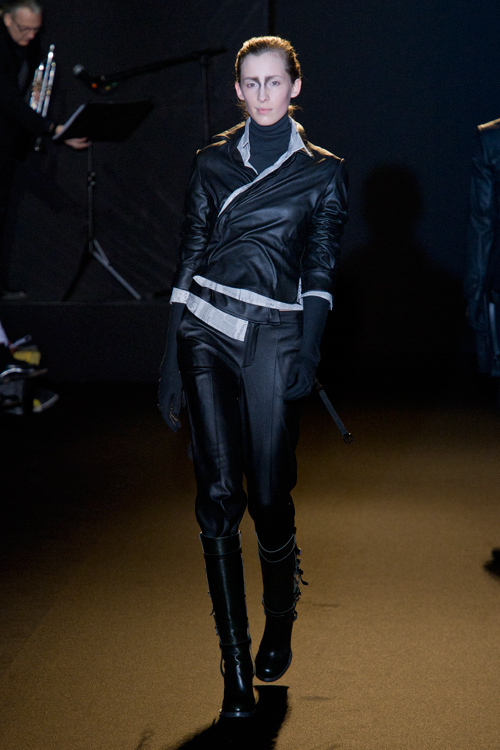 A.F.ヴァンデヴォースト(A.F.VANDEVORST) 2011-12年秋冬ウィメンズコレクション シルエット - 写真16