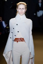 ロマンティックでフェミニンに仕上げた A.F.ヴァンデヴォースト、2011-2012年秋冬コレクション｜写真8