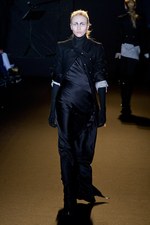 ロマンティックでフェミニンに仕上げた A.F.ヴァンデヴォースト、2011-2012年秋冬コレクション｜写真12