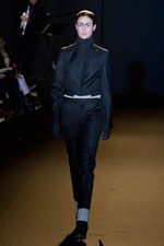 ロマンティックでフェミニンに仕上げた A.F.ヴァンデヴォースト、2011-2012年秋冬コレクション｜写真24