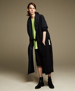 アトウ 2016年春夏コレクション - 衣服と肉体に生じる空間で表現、新提案のジェンダースタイル｜写真17