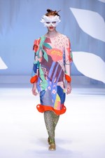 ヒロコ コシノ 2016年春夏コレクション - 超現実世界に咲く大輪の花を描いて｜写真1