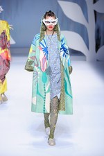 ヒロコ コシノ 2016年春夏コレクション - 超現実世界に咲く大輪の花を描いて｜写真11