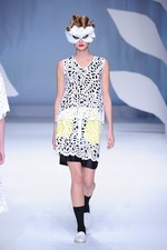 ヒロコ コシノ 2016年春夏コレクション - 超現実世界に咲く大輪の花を描いて｜写真37