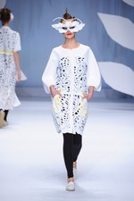 ヒロコ コシノ 2016年春夏コレクション - 超現実世界に咲く大輪の花を描いて｜写真42