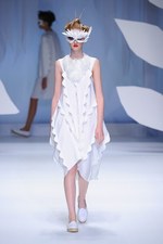 ヒロコ コシノ 2016年春夏コレクション - 超現実世界に咲く大輪の花を描いて｜写真56