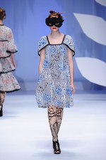 ヒロコ コシノ 2016年春夏コレクション - 超現実世界に咲く大輪の花を描いて｜写真64