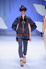 ヒロコ コシノ 2016年春夏コレクション - 超現実世界に咲く大輪の花を描いて｜写真76