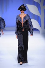 ヒロコ コシノ 2016年春夏コレクション - 超現実世界に咲く大輪の花を描いて｜写真78