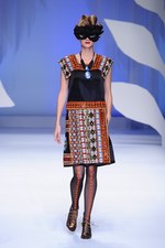 ヒロコ コシノ 2016年春夏コレクション - 超現実世界に咲く大輪の花を描いて｜写真86