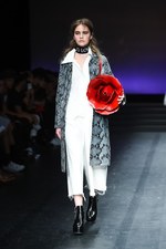 クリスチャン ダダ 2016年春夏ウィメンズコレクション - 優しげな世界で、“現代”のバラードを｜写真6