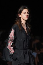 クリスチャン ダダ 2016年春夏ウィメンズコレクション - 優しげな世界で、“現代”のバラードを｜写真37