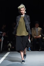ウジョー 2016年春夏コレクション - 非対称が生む、リズミカルなマニッシュスタイル｜写真40