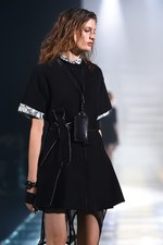 オニツカタイガー × アンドレア ポンピリオ 2016年春夏コレクション - 都会のサーフを追いかけて｜写真17