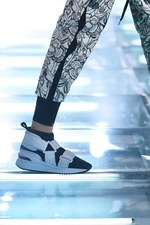 オニツカタイガー × アンドレア ポンピリオ 2016年春夏コレクション - 都会のサーフを追いかけて｜写真44