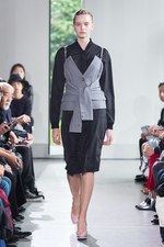 ヤストシ エズミ 2016年春夏コレクション - 再構築された洋服、フランク・ゲーリー建築との対話｜写真10