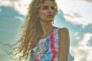 ヒスイ 2016年春夏コレクション - “旅立ち”を待つ無垢な心、夕焼けが滲む白装束