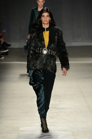 バルマン x  エイチ＆エム(Balmain x  H&M) 2015-16年秋冬ウィメンズ&メンズコレクション  - 写真18