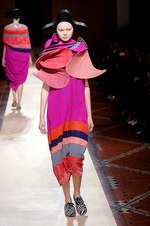 ジュンヤ ワタナベ・コム デ ギャルソン 2016年春夏コレクション - 自然界での人間と洋服の大義｜写真22