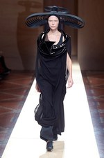 ジュンヤ ワタナベ・コム デ ギャルソン 2016年春夏コレクション - 自然界での人間と洋服の大義｜写真41