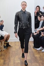 ノワール ケイ ニノミヤ 2016年春夏コレクション - 異彩を放つものが混在する漆黒の世界｜写真6