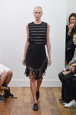 ノワール ケイ ニノミヤ 2016年春夏コレクション - 異彩を放つものが混在する漆黒の世界｜写真24