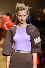 シアタープロダクツ 2016年春夏コレクション - パワフルに仕事をこなす“たくましさ"｜写真5