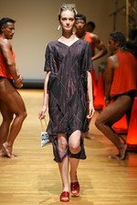 シアタープロダクツ 2016年春夏コレクション - パワフルに仕事をこなす“たくましさ"｜写真6