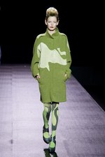 和洋折衷が見事に融合したヒロコ コシノ(HIROKO KOSHINO)の2011-12年秋冬コレクション｜写真3