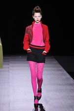 和洋折衷が見事に融合したヒロコ コシノ(HIROKO KOSHINO)の2011-12年秋冬コレクション｜写真4