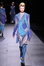 和洋折衷が見事に融合したヒロコ コシノ(HIROKO KOSHINO)の2011-12年秋冬コレクション｜写真40