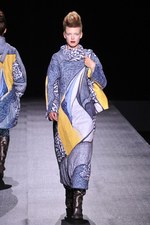和洋折衷が見事に融合したヒロコ コシノ(HIROKO KOSHINO)の2011-12年秋冬コレクション｜写真43