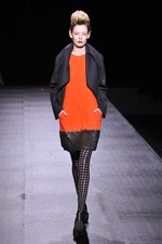 和洋折衷が見事に融合したヒロコ コシノ(HIROKO KOSHINO)の2011-12年秋冬コレクション｜写真46