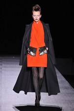 和洋折衷が見事に融合したヒロコ コシノ(HIROKO KOSHINO)の2011-12年秋冬コレクション｜写真49