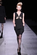 和洋折衷が見事に融合したヒロコ コシノ(HIROKO KOSHINO)の2011-12年秋冬コレクション｜写真58