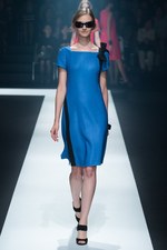 ジュン アシダ 2016年春夏コレクション - エレガンス不滅論を説く、女性を美しく魅せる服｜写真6