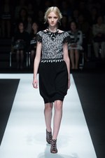 ジュン アシダ 2016年春夏コレクション - エレガンス不滅論を説く、女性を美しく魅せる服｜写真39