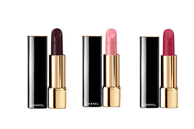 シャネルからクリスマス メークアップ コレクション発売