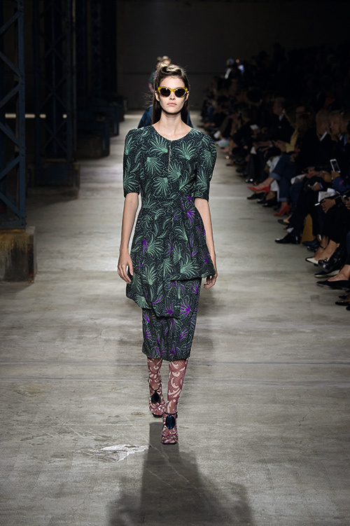 ドリス ヴァン ノッテン(DRIES VAN NOTEN) 2016年春夏ウィメンズ ドリス ヴァン ノッテン(DRIES VAN NOTEN) 2016年春夏ウィメンズ