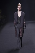 注目を一心に集めるハイダー アッカーマン(HAIDER ACKERMANN)の2011-12年秋冬コレクション｜写真15