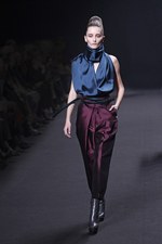 注目を一心に集めるハイダー アッカーマン(HAIDER ACKERMANN)の2011-12年秋冬コレクション｜写真28