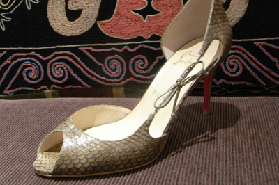 クリスチャン ルブタン銀座店にてエキゾチックレザーフェア開催