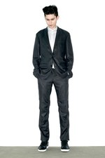 ストレスフリーの機能性とデザインの追求、モルフィック(MOLFIC) 2011-12A/Wコレクション｜写真20