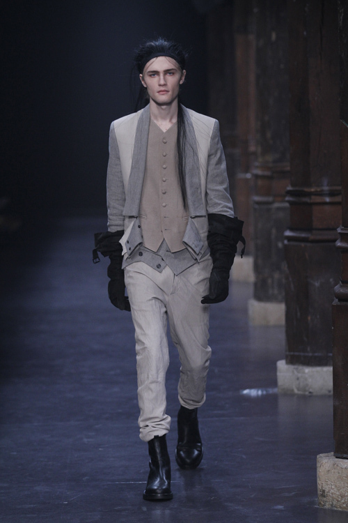 アン ドゥムルメステール(ANN DEMEULEMEESTER) 2011-12年秋冬 アン ドゥムルメステール(ANN DEMEULEMEESTER) 2011-12年秋冬