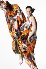 KOI 2016年春夏コレクション - 解き放たれた美、モダンなアフリカ女性の華やかさと力強さ｜写真1