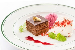 ウルフギャング・ステーキハウス、クリスマス特別コースを限定提供|写真6