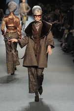 ブルジョアマダムの美しさを称える ジャン ポール ゴルチエ 2011-2012年秋冬コレクション｜写真9