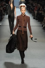 ブルジョアマダムの美しさを称える ジャン ポール ゴルチエ 2011-2012年秋冬コレクション｜写真29