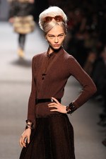 ブルジョアマダムの美しさを称える ジャン ポール ゴルチエ 2011-2012年秋冬コレクション｜写真30